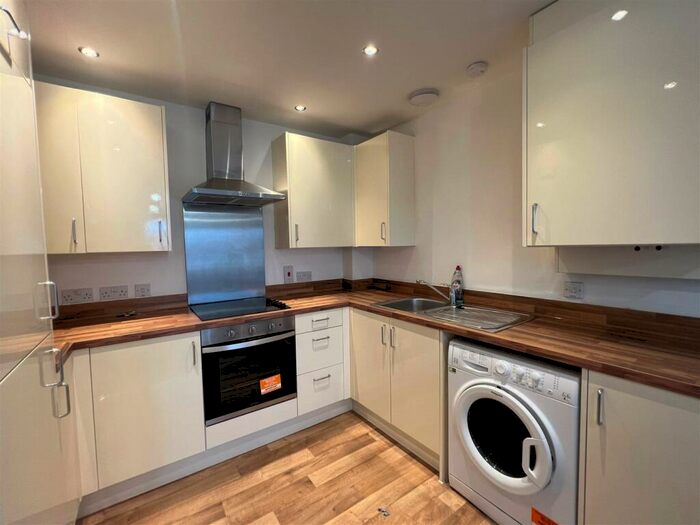 1 Bedroom Apartment To Rent In The School House, London Square, Stockport, SK1