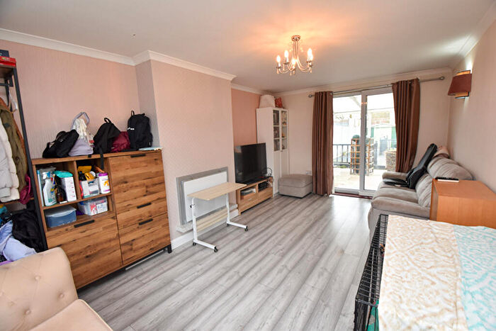 3 Bedroom Terraced House For Sale In Cloudberry Walk, Partington, M31