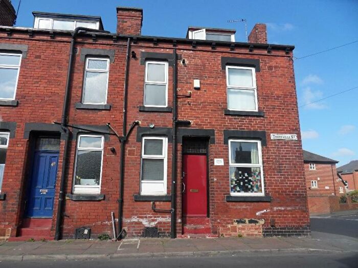 2 Bedroom End Of Terrace House To Rent In Thornville Street, Leeds, West Yorkshire, LS6
