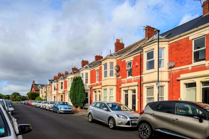 3 Bedroom Property To Rent In Ashleigh Grove, Newcastle-Upon-Tyne, NE2