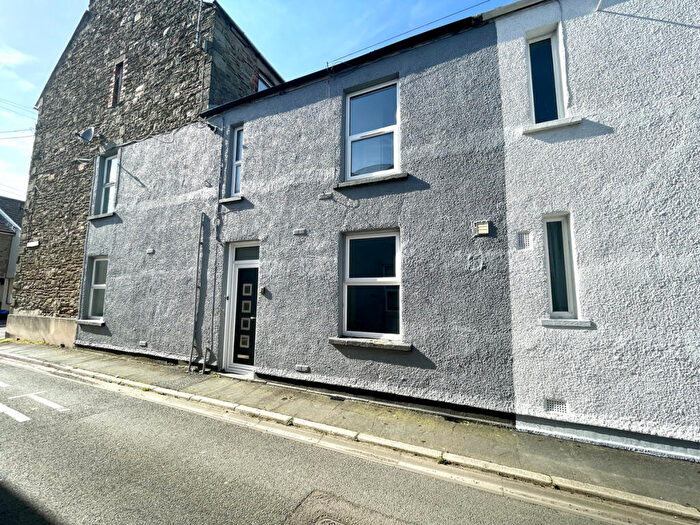 2 Bedroom Terraced House To Rent In Bath Place, Lydney, GL15