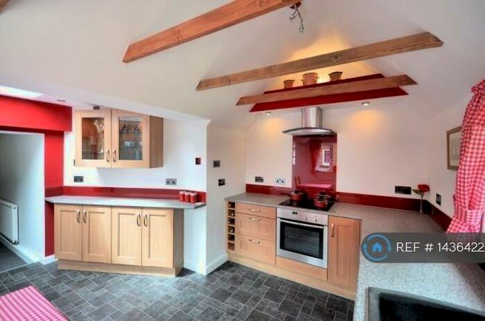 2 Bedroom Terraced House To Rent In Chapel Road, King's Lynn, PE32