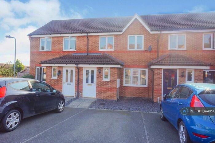 2 Bedroom Terraced House To Rent In Mercer Drive, Lincoln, LN1