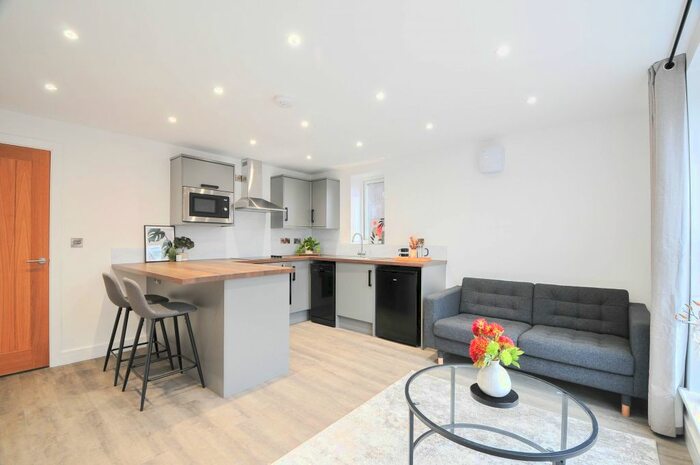 1 Bedroom Flat To Rent In Mitford Road, Fallowfield, Manchester, M14