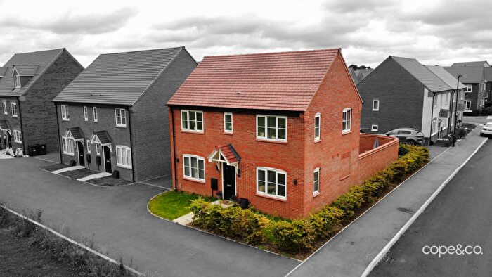 3 Bedroom Detached House For Sale In Featherstone Road, Boulton Moor, Derby, Derbyshire, DE24