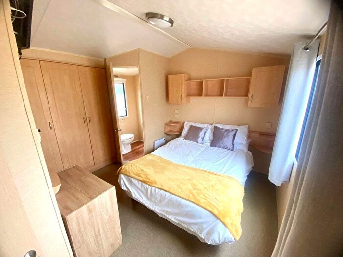 3 Bedroom Caravan For Sale In Dovercourt Holiday Park, CO12