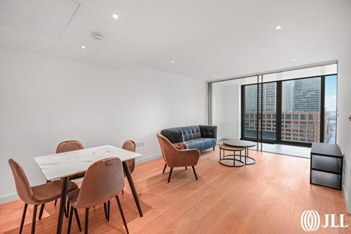 1 Bedroom Flat To Rent In Landmark Pinnacle London, E14