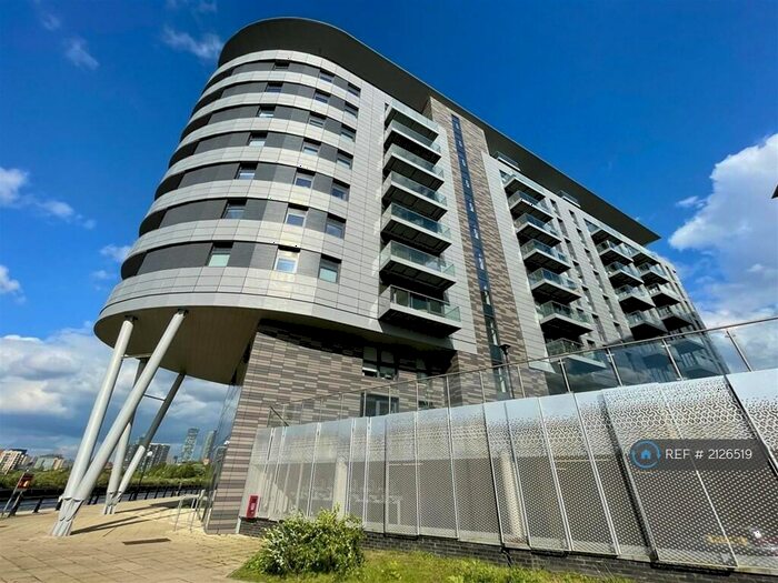 2 Bedroom Flat To Rent In Pomona Strand, Old Trafford, Manchester, M16