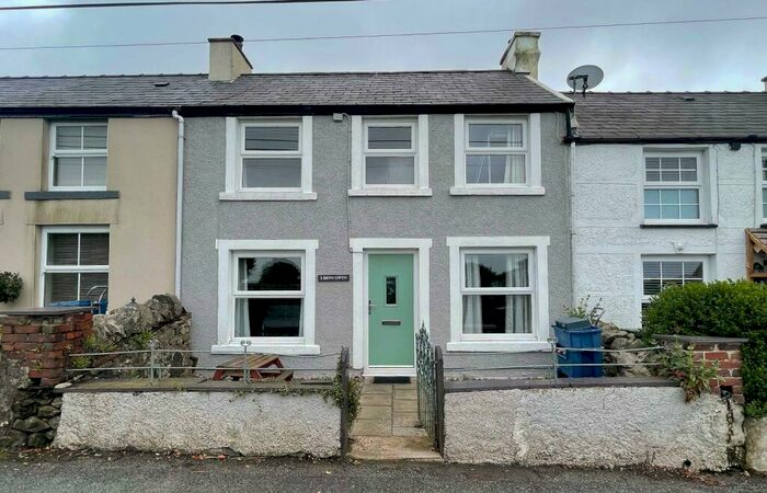 2 Bedroom Terraced House For Sale In Ceunant, Caernarfon, Gwynedd, LL55