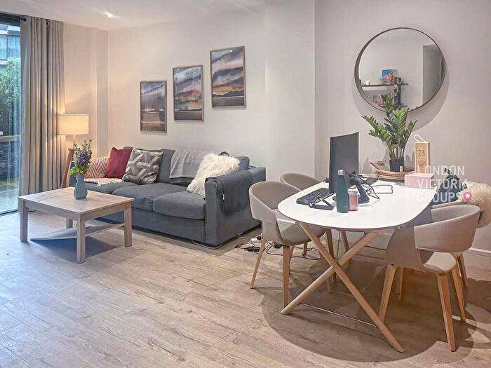 2 Bedroom Apartment To Rent In Neroli House, Piazza Walk, London, E1