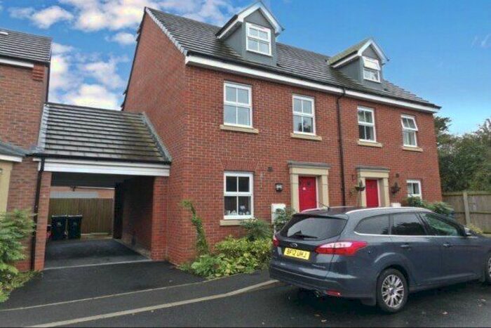 3 Bedroom Semi-Detached House To Rent In Cherwell Gardens, Nottingham, NG13