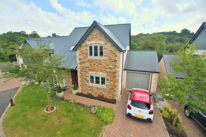 3 Bedroom Detached House For Sale In Over 's - Trendle Gardens, Tavistock, PL19