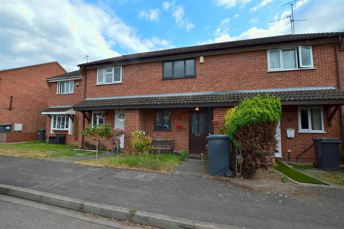 2 Bedroom Terraced House To Rent In Peel Court, Slough, SL1
