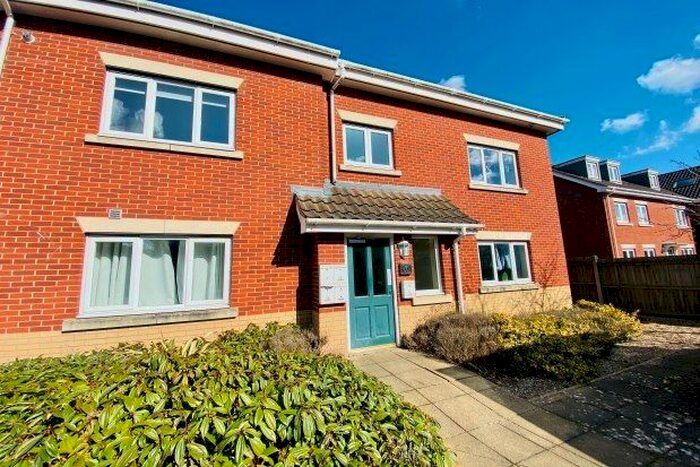 2 Bedroom Flat To Rent In Mccarney Court, Norwich, NR6