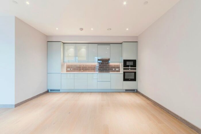 1 Bedroom Flat To Rent In Shoreham Gardens, Ram Quarter, Wandsworth, SW18