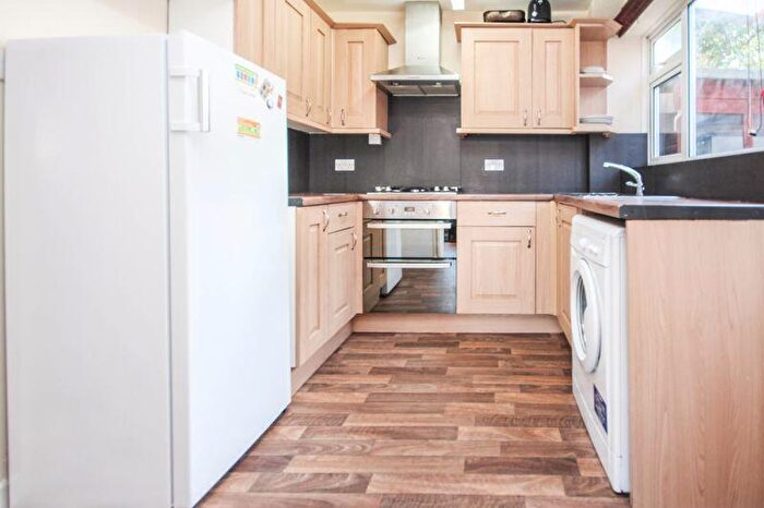 5 Bedroom Terraced House To Rent In St Leonards Road, Bournemouth, BH8