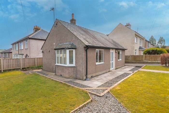2 Bedroom Bungalow To Rent In Hartside Road, Kendal, Cumbria, LA9