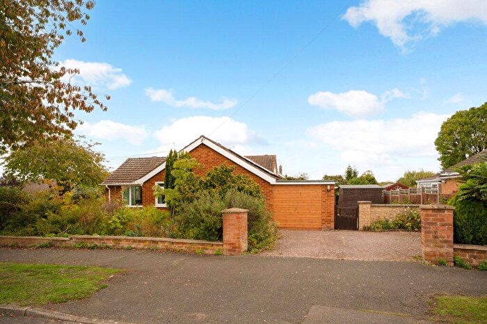 3 Bedroom Bungalow For Sale In Springfield Road, Shipston-on-Stour, Warwickshire, CV36