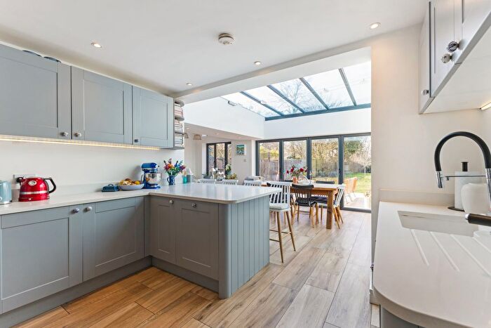 4 Bedroom Detached House For Sale In Marlow Road, Bisham, SL7