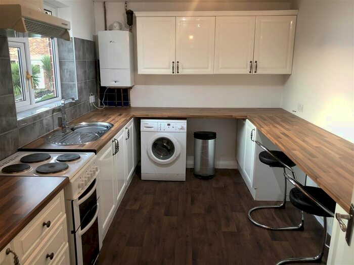 2 Bedroom Flat To Rent In Fairfield Road, Tadcaster, LS24