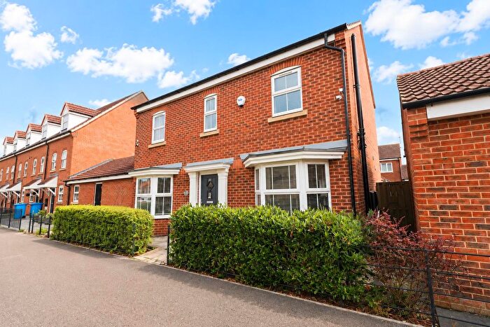 3 Bedroom Detached House For Sale In Loseley Park, Kingswood, Hull, HU7