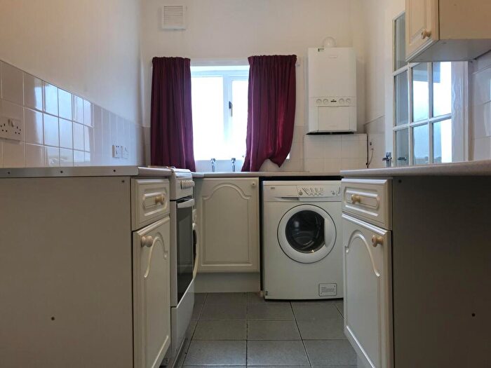 2 Bedroom Apartment To Rent In Flatgate, Howden, Goole, DN14