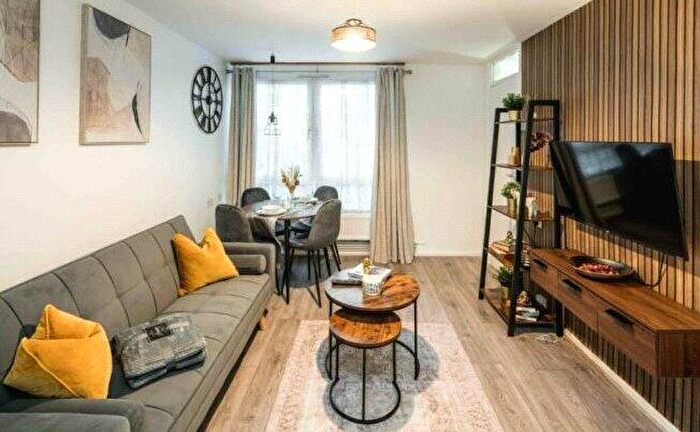 1 Bedroom Apartment To Rent In Beachcroft Way, London, N19