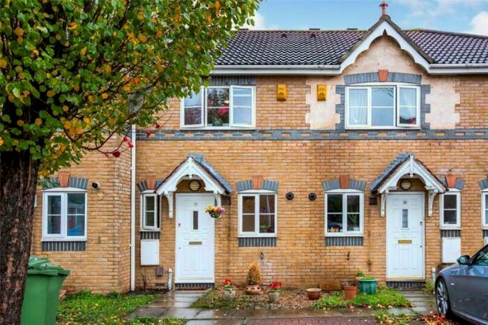 2 Bedroom House To Rent In Keel Close, Barking, IG11