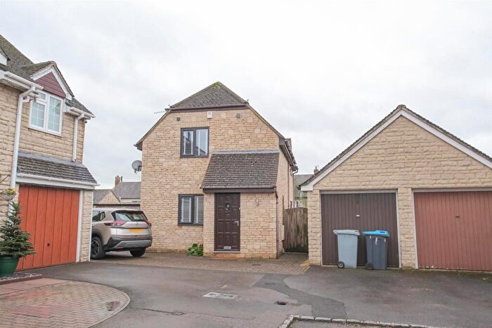 3 Bedroom Detached House To Rent In Jacobs Close, Witney, OX28