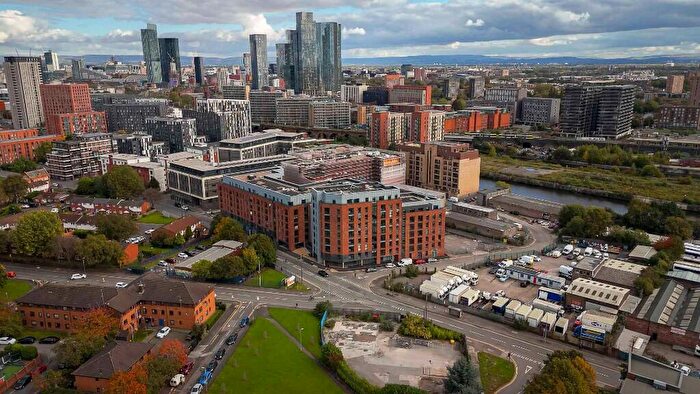 2 Bedroom Flat For Sale In Merchants Wharf, Manchester, B2M