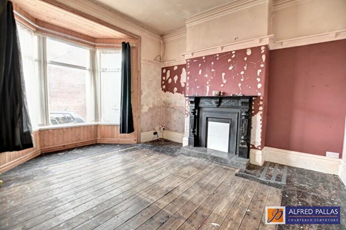 2 Bedroom Terraced Bungalow For Sale In Stranton Terrace, Roker, SR6