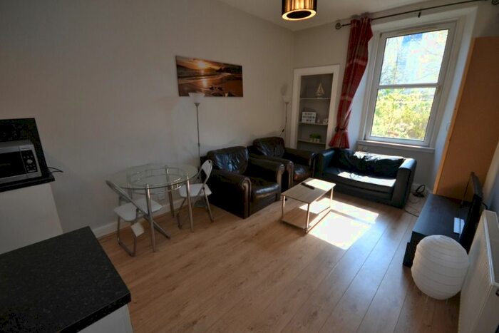 1 Bedroom Flat To Rent In Caledonian Crescent, Dalry, Edinburgh, EH11