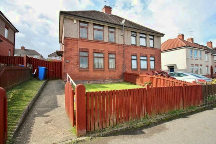 3 Bedroom Semi-Detached House To Rent In Hastilar Road South, Sheffield, S13