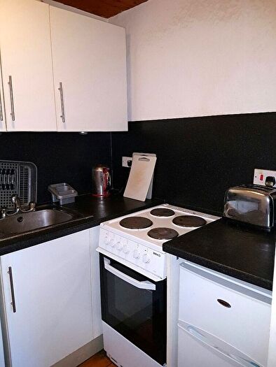 1 Bedroom Flat To Rent In Wardlaw Street, Gorgie, Edinburgh, EH11