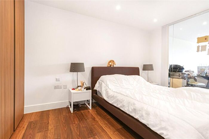 1 Bedroom Apartment To Rent In Finchley Road, London, NW3