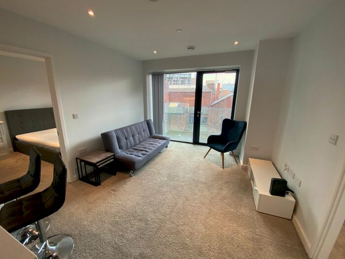 2 Bedroom Flat To Rent In Bury Street, Salford, M3