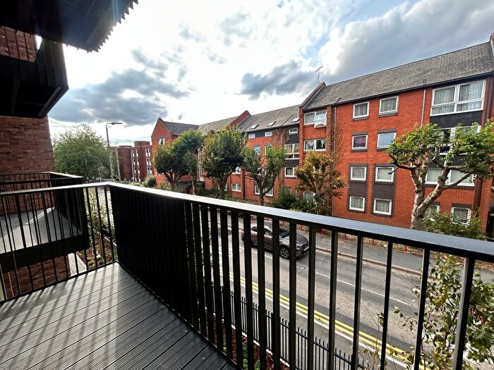 1 Bedroom Flat To Rent In Jarrom Street, Leicester, LE2