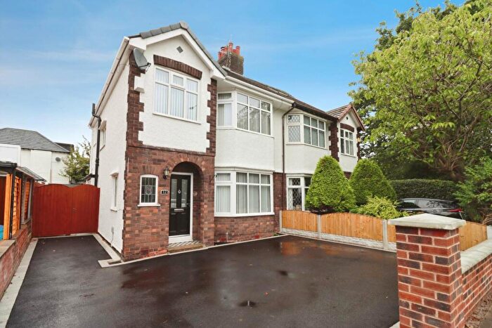 3 Bedroom Semi Detached House For Sale In Brimstage Road, Bebington, CH63