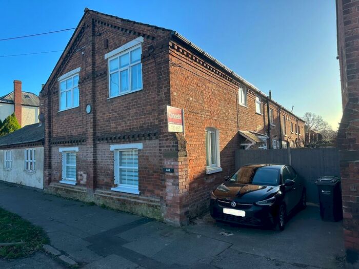 4 Bedroom End Of Terrace House To Rent In Kings Acre Road, Hereford, HR4