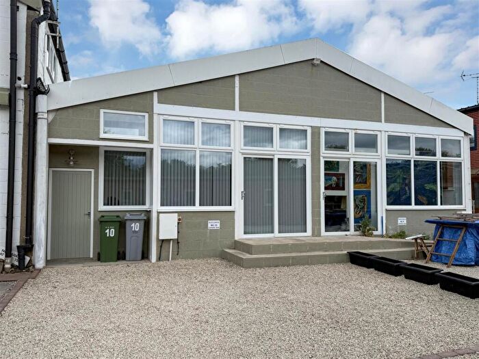 1 Bedroom Barn Conversion For Sale In Granary Row, Hockerton, NG25