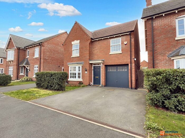 3 Bedroom Detached House For Sale In Glynn Street, Hugglescote, LE67