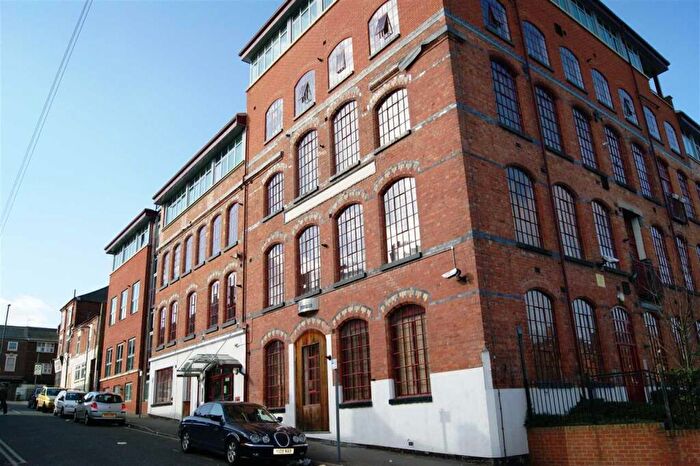 2 Bedroom Apartment To Rent In Portland Square, Portland Road, NG7