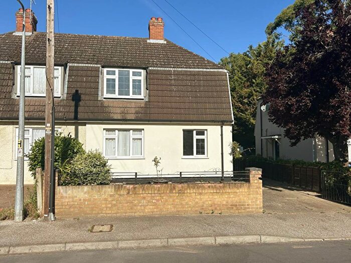 3 Bedroom Semi-Detached House To Rent In Fletcher Road, Ipswich, Suffolk, IP3