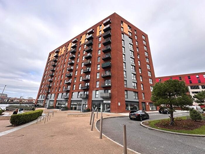 2 Bedroom Flat To Rent In Centenary Quay, Southampton, Hampshire, SO19