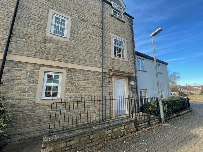 1 Bedroom Flat To Rent In Summerleaze Park, Shepton Mallet, BA4