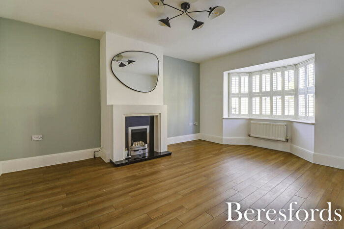 3 Bedroom End Of Terrace House To Rent In De Paul Way, CM14