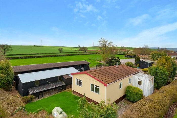 2 Bedroom Equestrian Property For Sale In Blackmore Lane, Cannington, Bridgwater, TA5