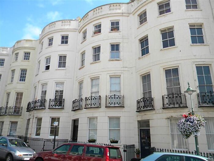 2 Bedroom Apartment To Rent In Lansdowne Place, Brighton, BN3