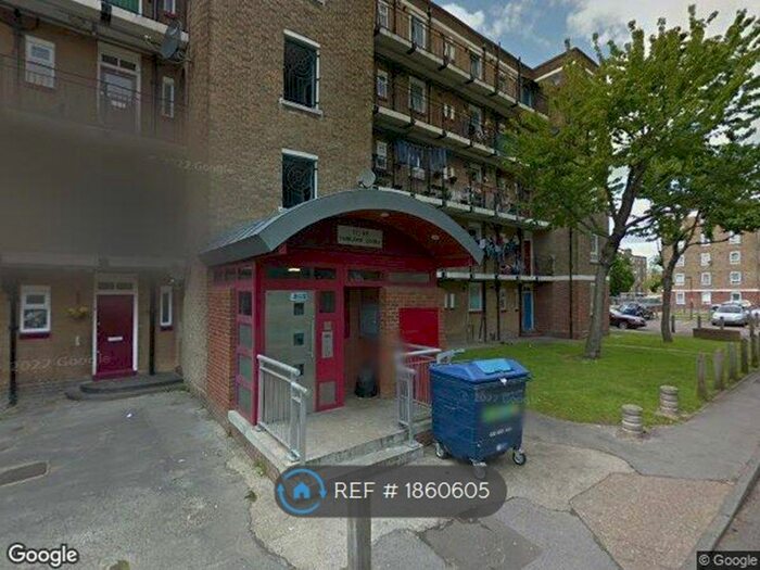 2 Bedroom Flat To Rent In Fairlawn Court, Charlton, SE7