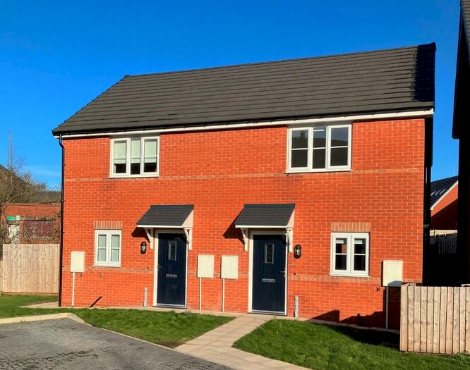 2 Bedroom Semi-Detached House To Rent In Deakins Court, The Old Brewery, Mansfield, Nottinghamshire, NG18